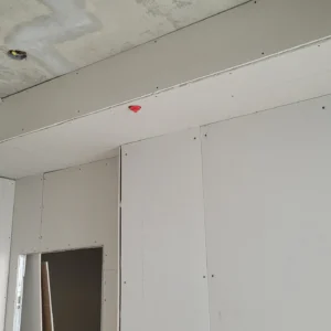 토론토 드라이월 현실 — 콘도 공사가 멈추며 다시 일자리를 찾았다 drywall finish